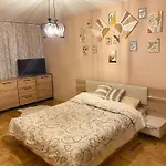 Daire Spacious Next To South Park просторен до южен парк Location *