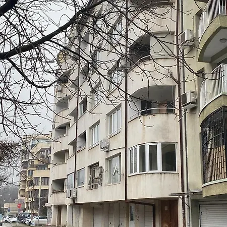 Spacious Next To South Park просторен до южен парк Location صوفيا