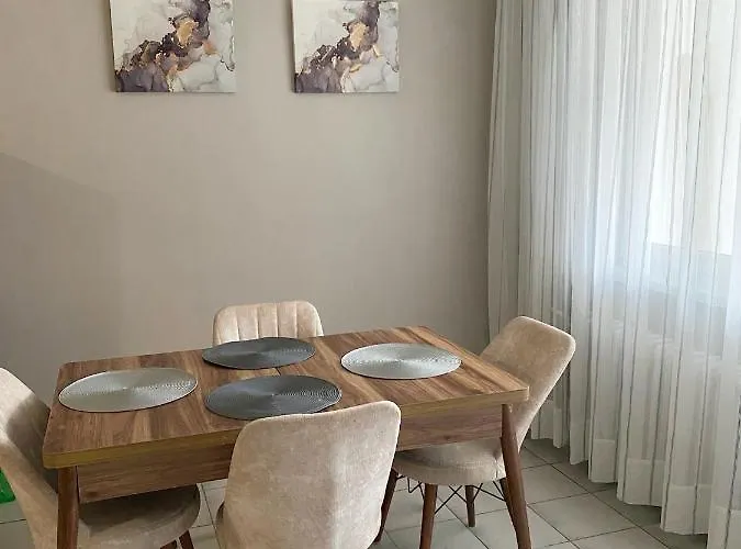 Spacious Next To South Park просторен до южен парк Location 索菲亞