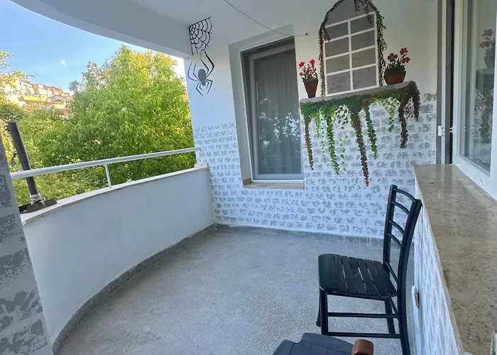 Spacious Next To South Park просторен до южен парк Location 索菲亞