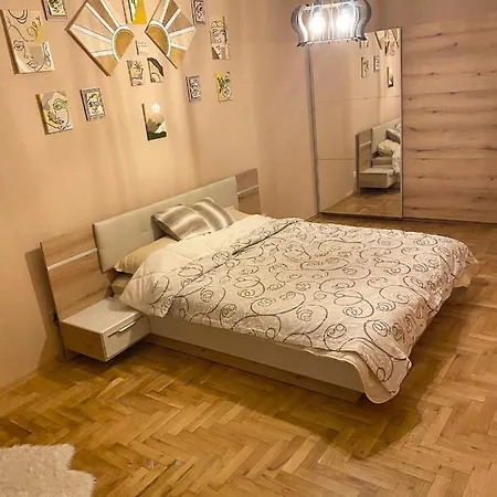 Spacious Next To South Park просторен до южен парк Location Lejlighed Sofia