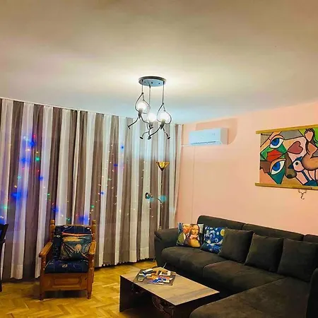 Spacious Next To South Park просторен до южен парк Location * Σόφια