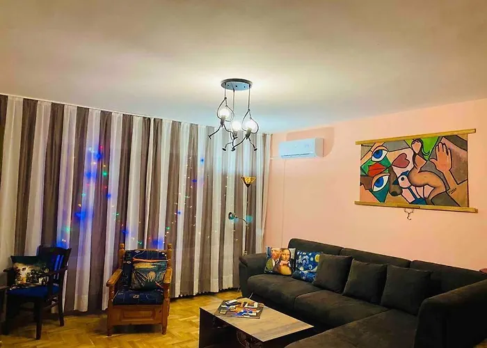 Spacious Next To South Park просторен до южен парк Location * София