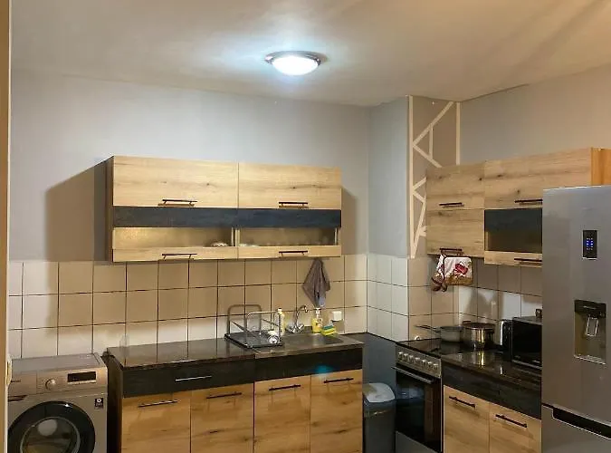 Spacious Next To South Park просторен до южен парк Location София