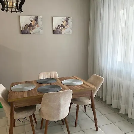 Spacious Next To South Park просторен до южен парк Location Sófia